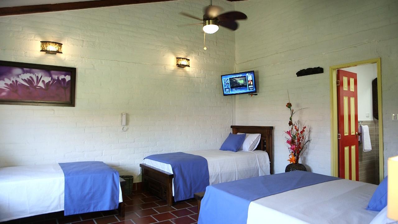 Yumbo Hotel Campestre Tardes Calenas מראה חיצוני תמונה
