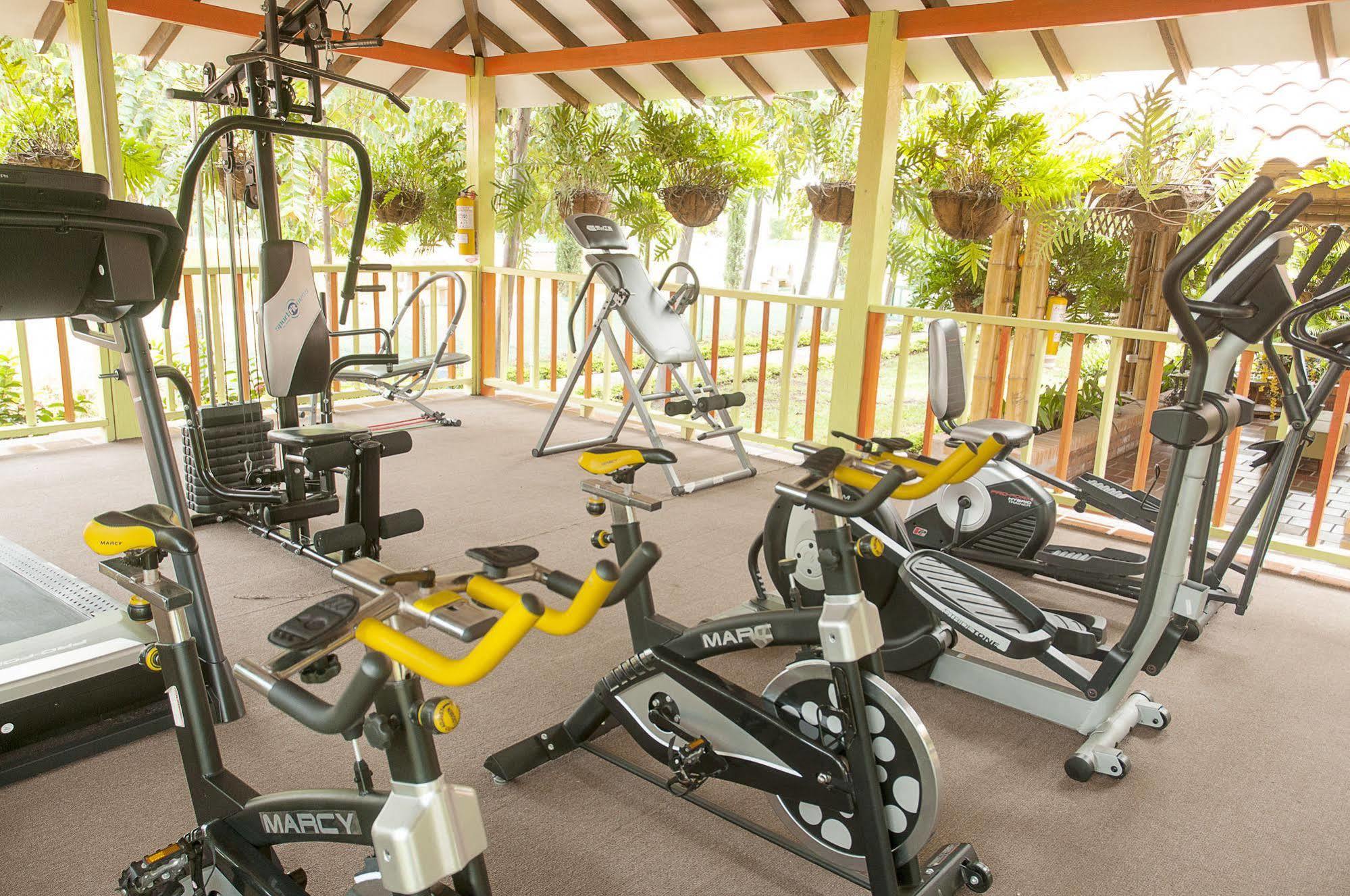 Yumbo Hotel Campestre Tardes Calenas מראה חיצוני תמונה